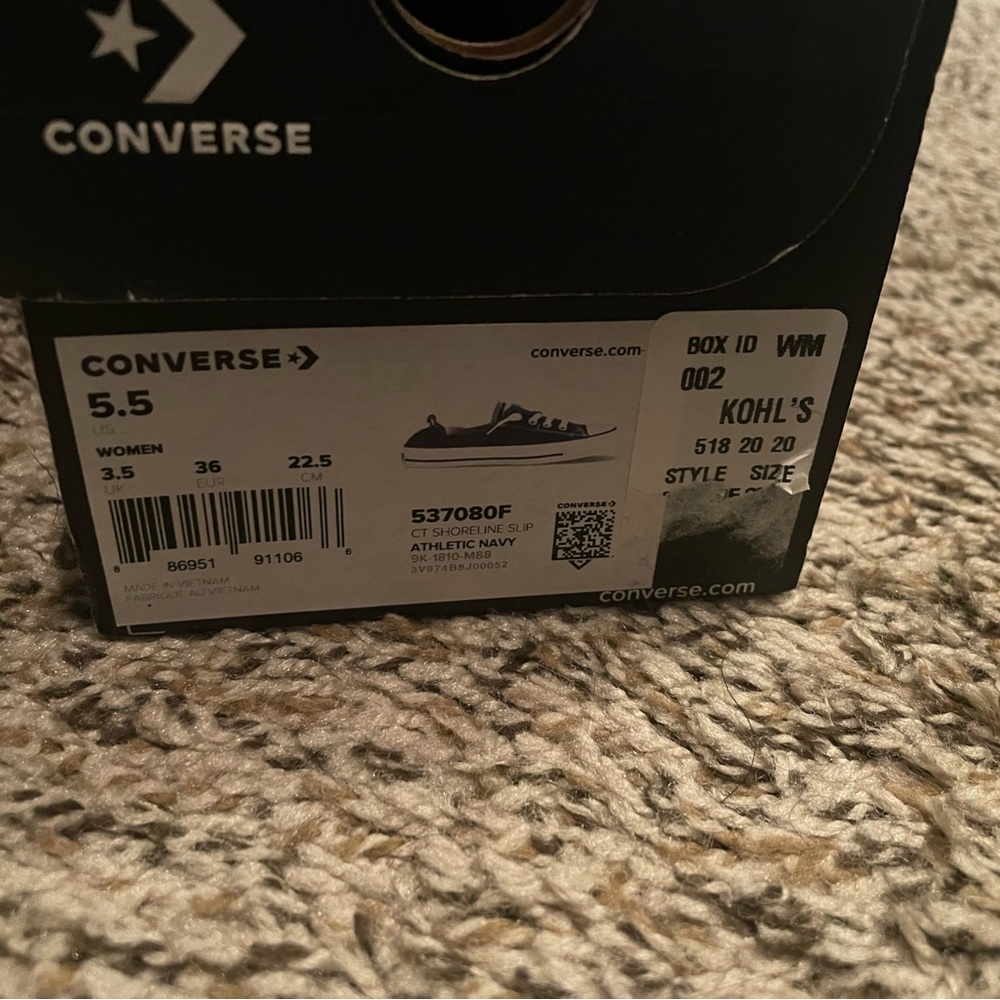 Converse - Picture 3 of 3